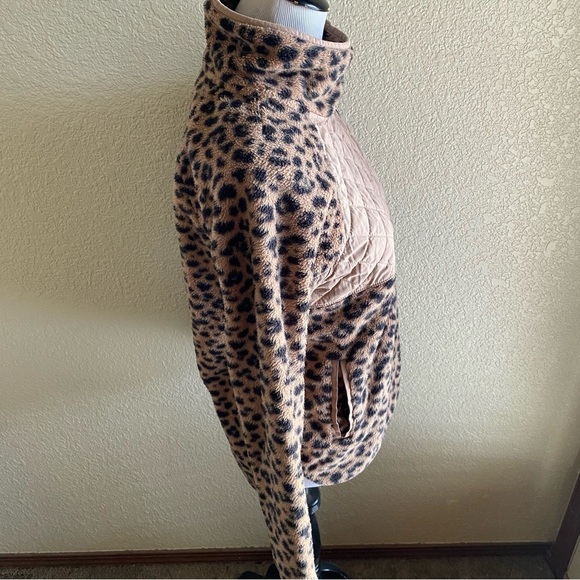 Abercrombie & Fitch Leopard Quilted Fleece Pullover Sweater Sweatshirt Brown: Sm - Picture 6 of 10